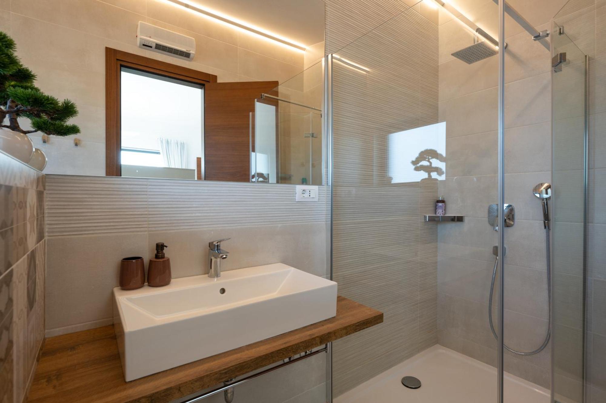 Martincic Residence - 5 Stars Luxury With Pool Heating On 4000M2 Rakalj Zewnętrze zdjęcie