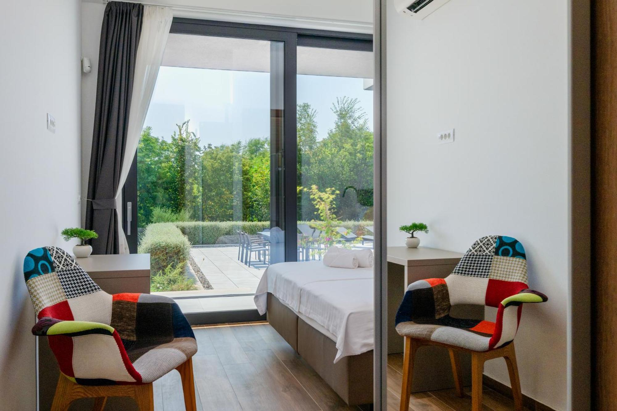 Martincic Residence - 5 Stars Luxury With Pool Heating On 4000M2 Rakalj Zewnętrze zdjęcie